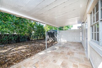 3660 SW 13th St in Miami, FL - Building Photo - Building Photo
