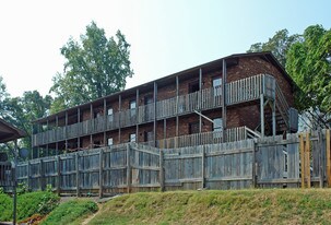 1410 ACADEMY ST in Winston-Salem, NC - Building Photo