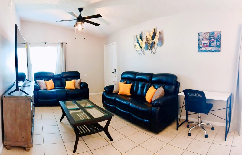 1835 Crystal Grove Dr in Lakeland, FL - Building Photo