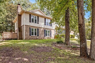 221 Waxhaw Dr in Fayetteville, NC - Building Photo - Building Photo