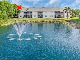 4910 Cougar Ct N, Unit 1205 in Naples, FL - Building Photo