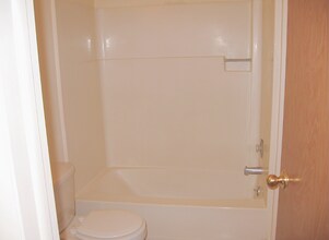 1738 W Cedar St in Allentown, PA - Building Photo - Building Photo