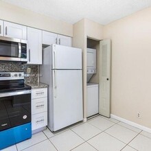 14022 SW 90th Terrace-Unit -14022 in Miami, FL - Building Photo - Building Photo