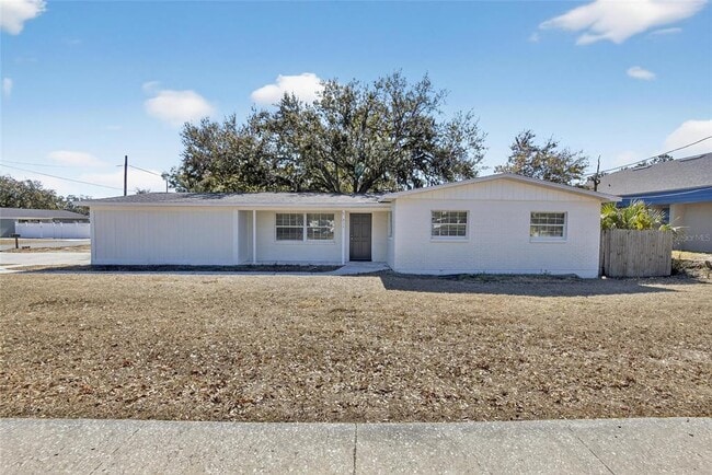 311 NE 5th St in Mulberry, FL - Building Photo - Building Photo