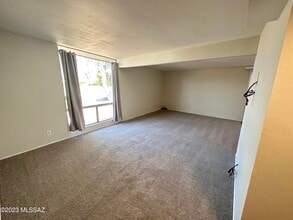 356 N Entrada Dentro St in Tucson, AZ - Building Photo - Building Photo