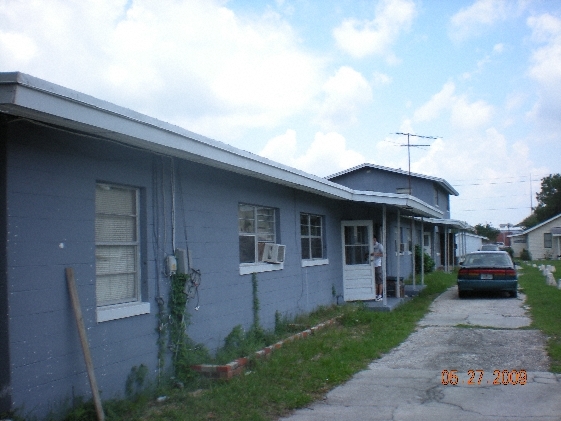 609 NE Sears Ave in Winter Haven, FL - Building Photo - Building Photo