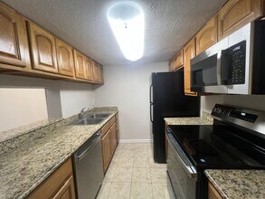 10286 W Winston Ave in Baton Rouge, LA - Building Photo - Building Photo