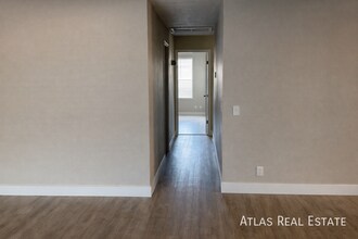 528 W La Jolla Dr in Tempe, AZ - Building Photo - Building Photo