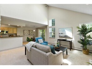 1815 Terraceview Ln N in Plymouth, MN - Building Photo - Building Photo