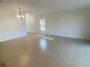 5045 Sparkling Water Wy in Kissimmee, FL - Building Photo - Building Photo
