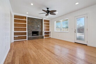 1100 S Avery Dr in Moore, OK - Building Photo - Building Photo