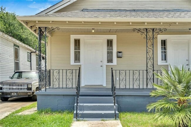 property at 2426 Eagle St