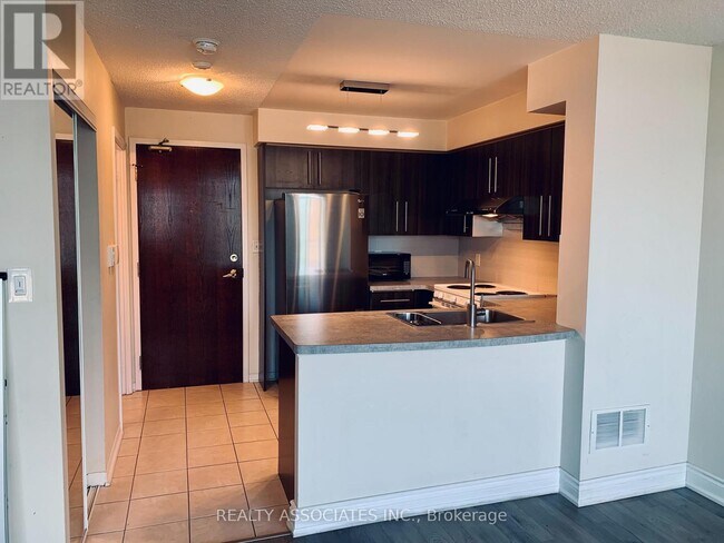 51 Baffin Ct in Richmond Hill, ON - Building Photo - Building Photo