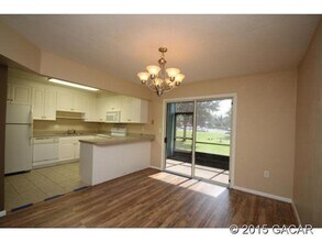 501 SW 75th St in Gainesville, FL - Building Photo - Building Photo