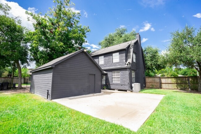 8134 Niles St in Houston, TX - Building Photo - Building Photo