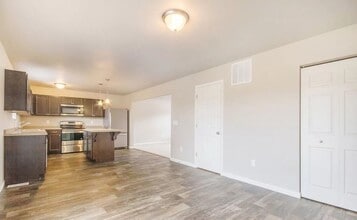 16524 Bedington Dr in Linden, MI - Building Photo - Building Photo
