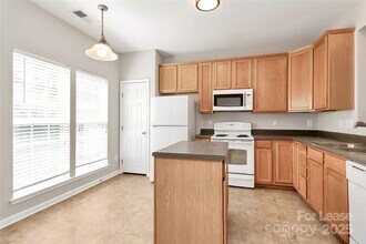 12847 Bullock Greenway Blvd in Charlotte, NC - Building Photo - Building Photo