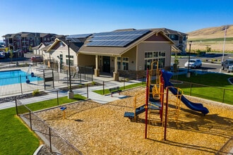Copper Mountain in Richland, WA - Foto de edificio - Building Photo