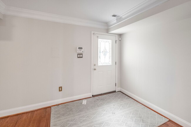 429 Shepherd St NW in Washington, DC - Building Photo - Building Photo