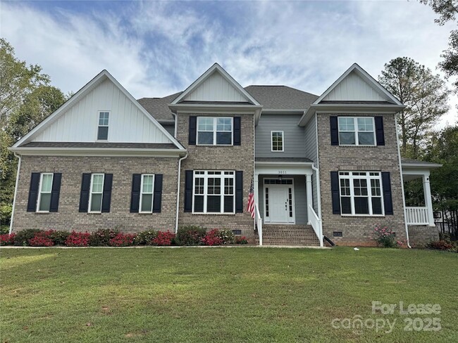 property at 3011 Waxhaw Crossing Dr