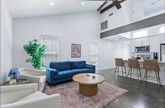 108 Oak Plns Aly in Lafayette, LA - Building Photo - Building Photo