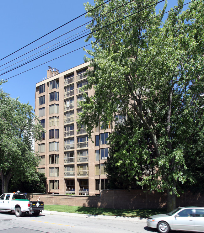 70 Rosehill Ave in Toronto, ON - Building Photo - Building Photo