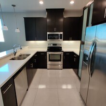 9368 N 15th St in McAllen, TX - Building Photo - Building Photo