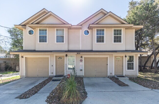 property at 905 Wood Rd