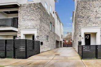 1405 Indiana St in Houston, TX - Foto de edificio - Building Photo