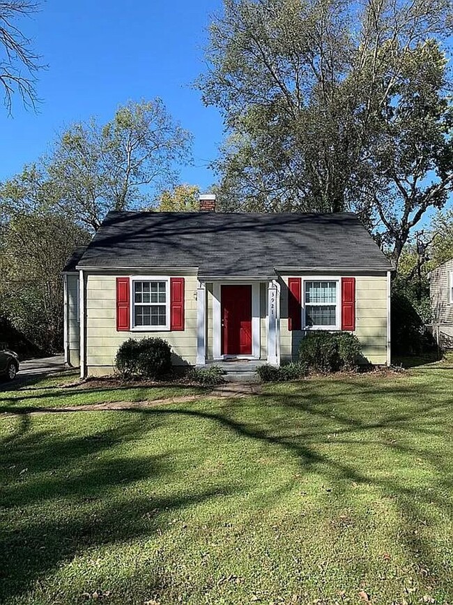 property at 3921 Greenleaf Ave