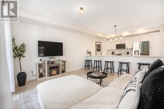 58 Arinto Pl in Ottawa, ON - Building Photo - Building Photo