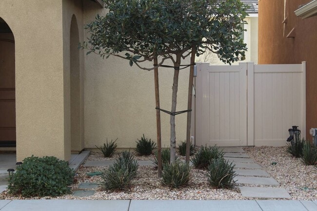 1417 Silverberry Ln in Beaumont, CA - Building Photo - Building Photo