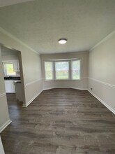 3914 Baymeadow Dr in Louisville, KY - Building Photo - Building Photo