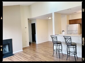 2110 Aspen Dr in Plainsboro, NJ - Foto de edificio - Building Photo