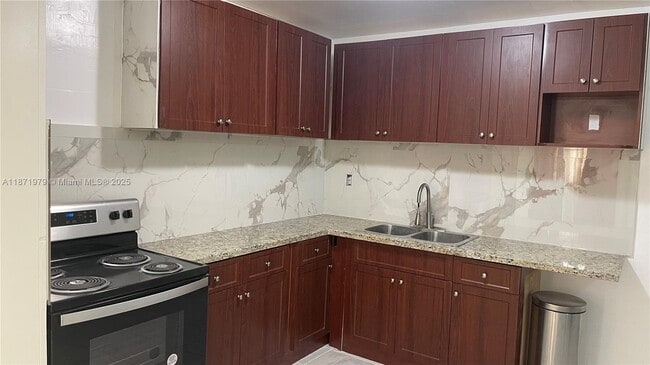 property at 301 N 67th Ave