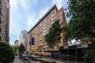 Parker Gramercy in New York, NY - Building Photo - Building Photo
