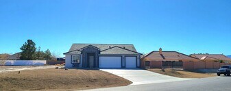 6801 Sandpebble St in Pahrump, NV - Building Photo