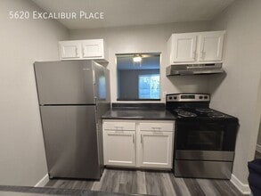 5620 Excalibur Pl in Columbus, OH - Building Photo - Building Photo