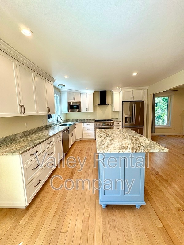 118 Linden Ridge Rd in Amherst, MA - Building Photo - Building Photo