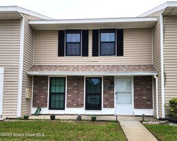 2816 Manor Dr NE in Palm Bay, FL - Building Photo