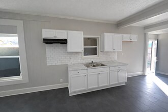 379 Boston St in Memphis, TN - Building Photo - Building Photo