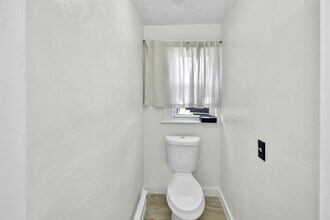 7 Shawmut Ter, Unit #1 in Malden, MA - Building Photo - Building Photo