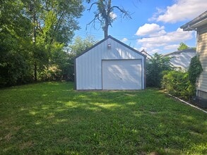 4537 Laurel Dr in Dayton, OH - Foto de edificio - Building Photo