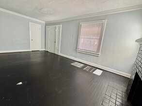 5344 Brooklyn Ave in Kansas City, MO - Building Photo - Building Photo