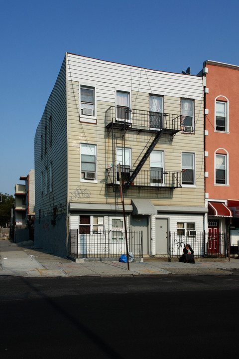 822 5th Ave in Brooklyn, NY - Foto de edificio