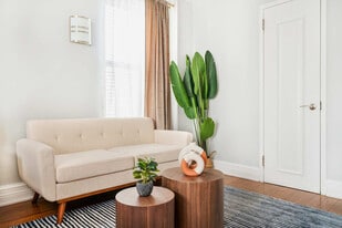 240 W 73rd St in New York, NY - Building Photo