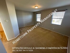 9164 Periwinkle Loop NE in Lacey, WA - Building Photo - Building Photo