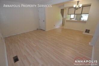 7660 Fairbanks Ct in Severn, MD - Building Photo - Building Photo