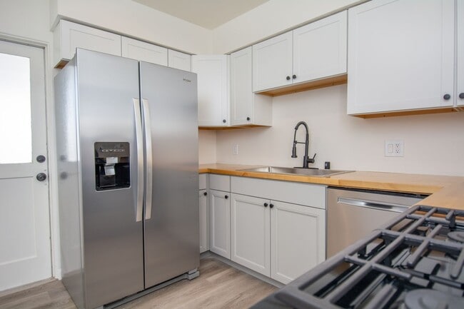 731 40th St in San Diego, CA - Building Photo - Building Photo