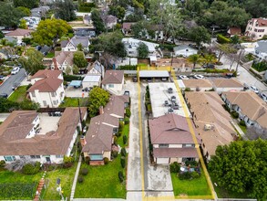 1702 Verdugo Rd in Glendale, CA - Building Photo - Building Photo